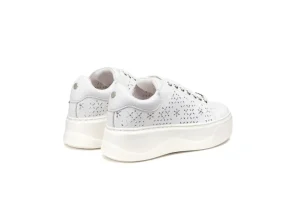 Donna Cult Sneakers Da Donna In Pelle Traforata Clw337102 Bianche